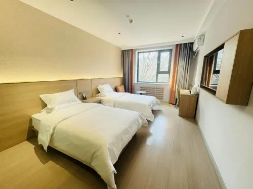 Yuedu  Future  Hotel