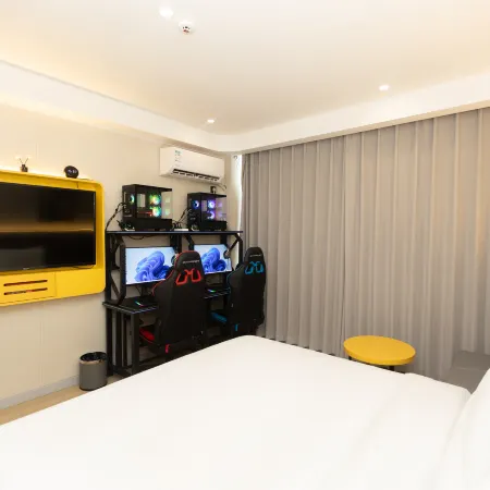 Ximange E-sports (Mengzhou Riverside Park Branch)