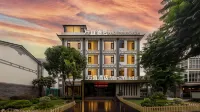 Wanyi · ManYi · Hotel Vacation Boutique Stay (Dali Erhai High-Speed Railway Station) Hotels in Main Urban Area of Dali