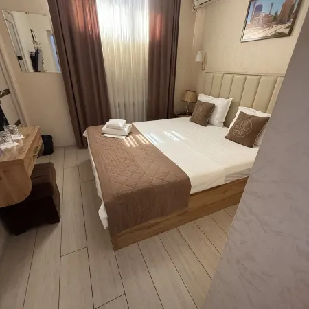 Barhat Hotel