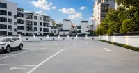永新將軍洲際飯店（夢時代廣場店） - 停車場