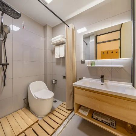 Heishui Banshandu·Yueyin Hotel