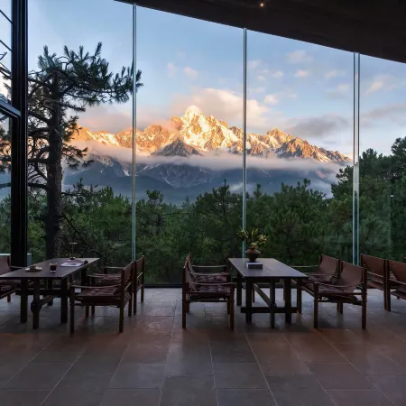 Misty Forest | Golden Dawn on Snow Peaks · Wild Luxury Secluded Mountain Lodge