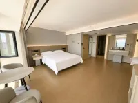 Huanju Hotel (Chifeng Hongshan Wanda) - 2-Star