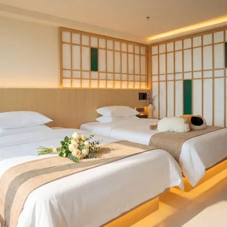 Acorn Forest | Luxury Select Hotel (Hailing Island Dajiao Bay Scenic Area)