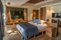 Fangruo·Fourth Quarter Resort Homestay (Lanhu Branch) - balcony