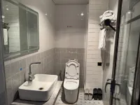 Deqin Shenchuan Pilgrimage Hotel - Yolcu Alma/Bırakma Hizmetleri