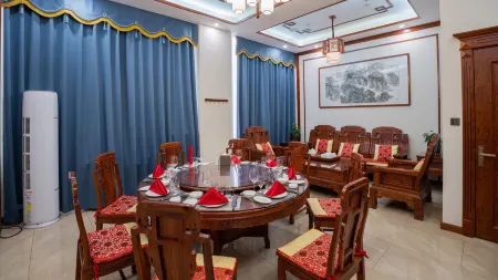 Panshi Yuehao Hotel