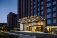 Ruitai International Hotel (Wuhan Tianhe Airport Aviation Headquarters Subway Station) Hotels near Baodaxiang Shopping for Kids (Wuhan Aolai Branch)
