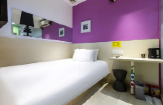 Yibai Liangpin Hotel Wenzhou South Station College of Science and Technology Branch