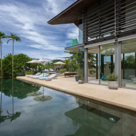 Villa Aqua Отели рядом с достопримечательностью «Yacht Haven Phuket Marina»