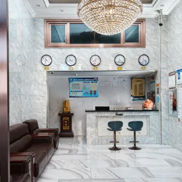 Dehui Ruijia Business Hotel