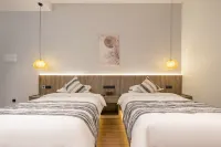 Floral Lux Hotel·Yixing Yuyang Huaiyu Homestay Hotels in Zhanggongdong scenic spot