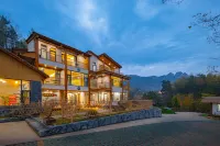 Floral Hotel · Tianzhu Mountain Bamboo Lishe Homestay 허우산 풍경관 주변 호텔