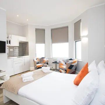 Westciti Caroco Aparthotel