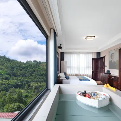 Qingcheng Mountain Wuyou Yuanzi Hot Spring Hotel (Qingcheng Mountain High speed Railway Station) Hotel dekat Shangqing Temple