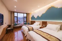 Noeryang Hotel Hotels in Luhuo County