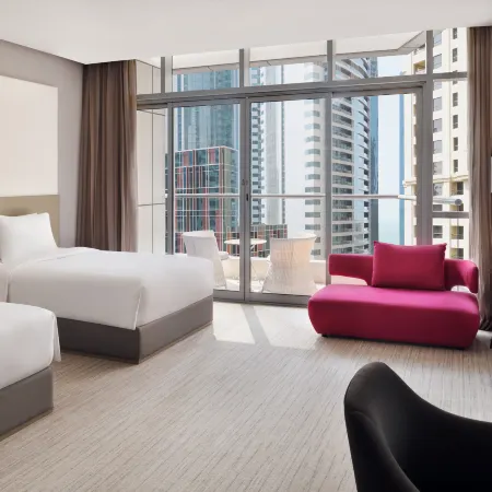 InterContinental Dubai Marina Отели рядом с достопримечательностью «Пляж JBR»