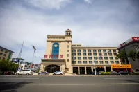 Baicheng Hexiang Hotel (Civic Plaza Haiming East Road Pedestrian Street Store) Hotels in Baicheng