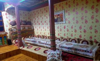 Gui Lawudu'er Tajik Homestay