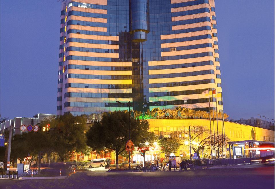 瑞都·万融商务大酒店外景图