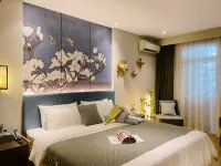 Magnotel Hotel (Nanchang Bayi Square People's Park Metro Station)