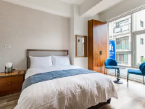 Shui Yang Lakeview House with Elevator Hotels in Nantou