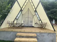 Big Bear Mountain Holiday Hotel