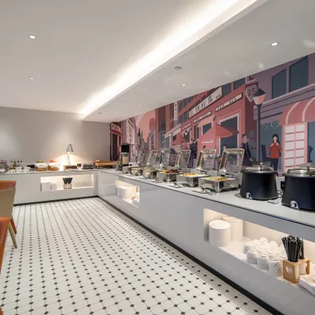 City Comfort Inn (Hezhou Lingfeng Plaza Guposhan Avenue Branch)
