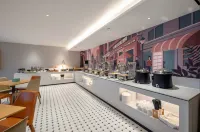 City Comfort Inn (Hezhou Lingfeng Plaza Guposhan Avenue Branch)