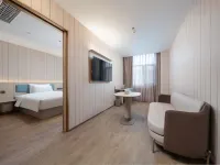 HanTing Hotel (Jinan Jingshi Road Hexie Square) Hotel in zona Shandong Labour Vocational and Technical College (Longitude 10th Road)