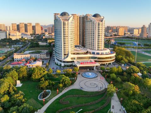 Grand Hotel Qinhuang