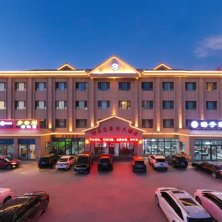 Amur Sai Khan Hotel