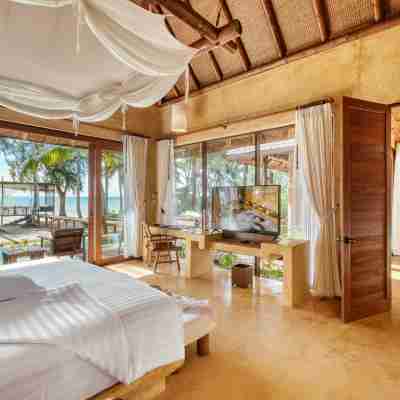 旺季泳池水療別墅 Rooms