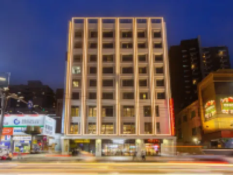 CHECK inn New Taipei LuZhou 三張公園周辺のホテル