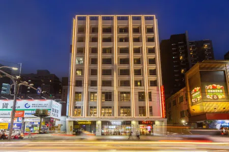 CHECK inn New Taipei LuZhou Отели рядом с достопримечательностью «Yonglian Temple»