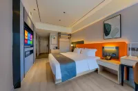 Holiday Inn Bali (Jiangjin Wanda Plaza Shengquansi Subway Station Branch) Hotels in Jiangjin passenger transport center business district
