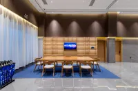 VX Hotel (Fuzhou Linchuan District Government Linchuan Yizhong) - 주차장