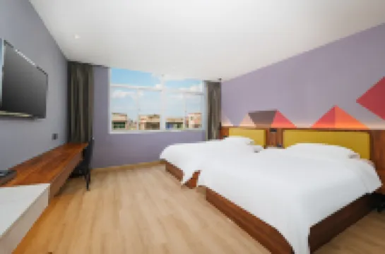 โรงแรมแฟชั่นจินเจียง (สาขาหาดหลงหวางโถว ผิงถัน)