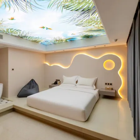 Yunduo Serviced Apartment (Shuncheng Wanda Plaza)