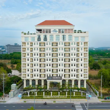 Sea Breeze Hotel & Villa Отели рядом с достопримечательностью «Пляж Очутель»