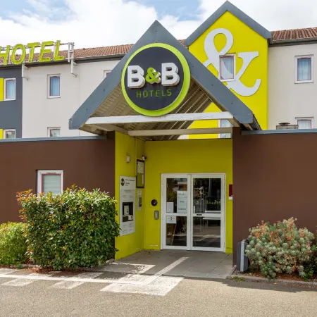 B&B Hotel Chartres le Coudray