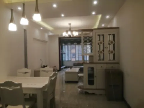 Lezhi Chuanchi Homestay (Longcheng Mansion)