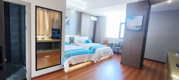Kaishangrunshu Hotel (Xundian Nationality Unity Plaza) Hotels in Xundian
