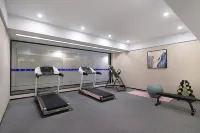 Home Inn Baiyun Hotel (Nantong Luohe Scenic Area Wenfeng Square) - 3-Star