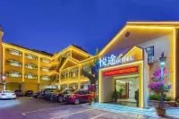 Yuetu Hotel (Phoenix Ancient City)