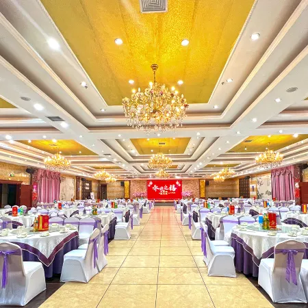 Yeste International Hotel (Yulin Bobai Baozhongbao Pedestrian Street)