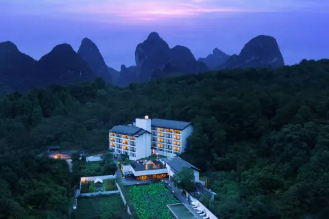 Guilin Yangshuo Nine Roots Star Luxury Hotel(Lijiang Branch)
