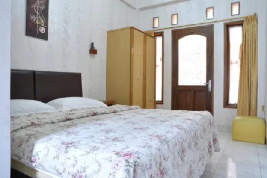 オレンジ ホーム シャリア