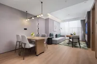 Country Inn & Suites by Radisson Hotel (Wuhan Hankou Railway Station Fanhai CBD) Hotels near 永旺梦乐城（武汉金银潭店）